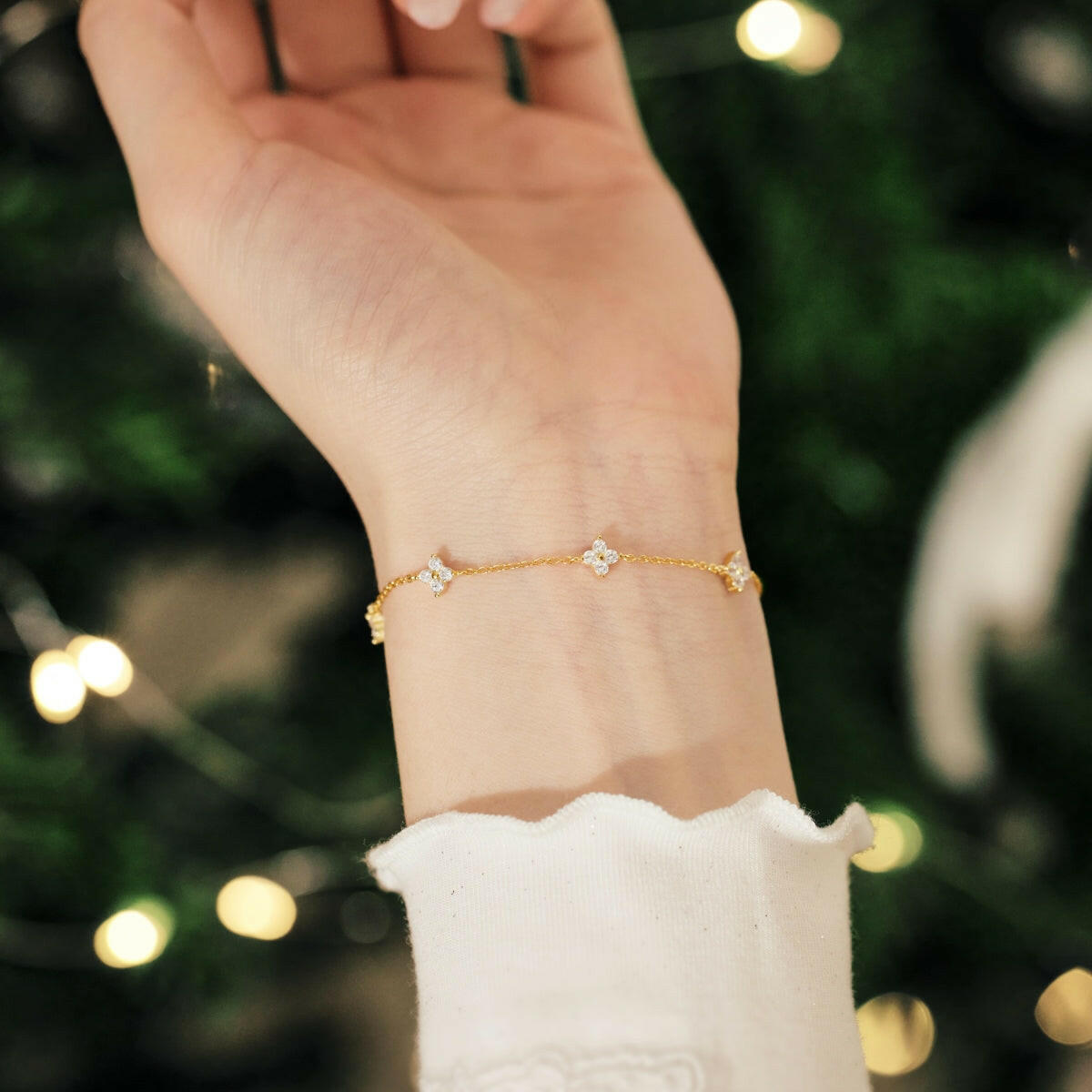 Flower Bracelet - Luméra Designs