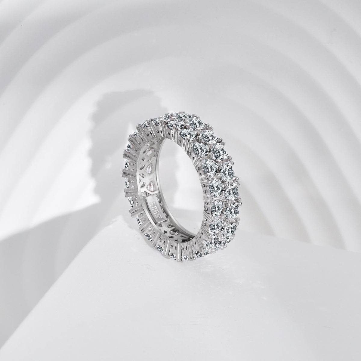 luxury jewelry Kuwait
handcrafted jewelry
massonite jewelry