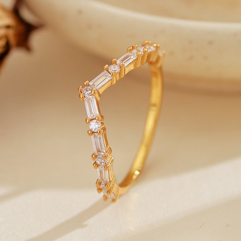 Golden Mountain Curve - Luméra Designs