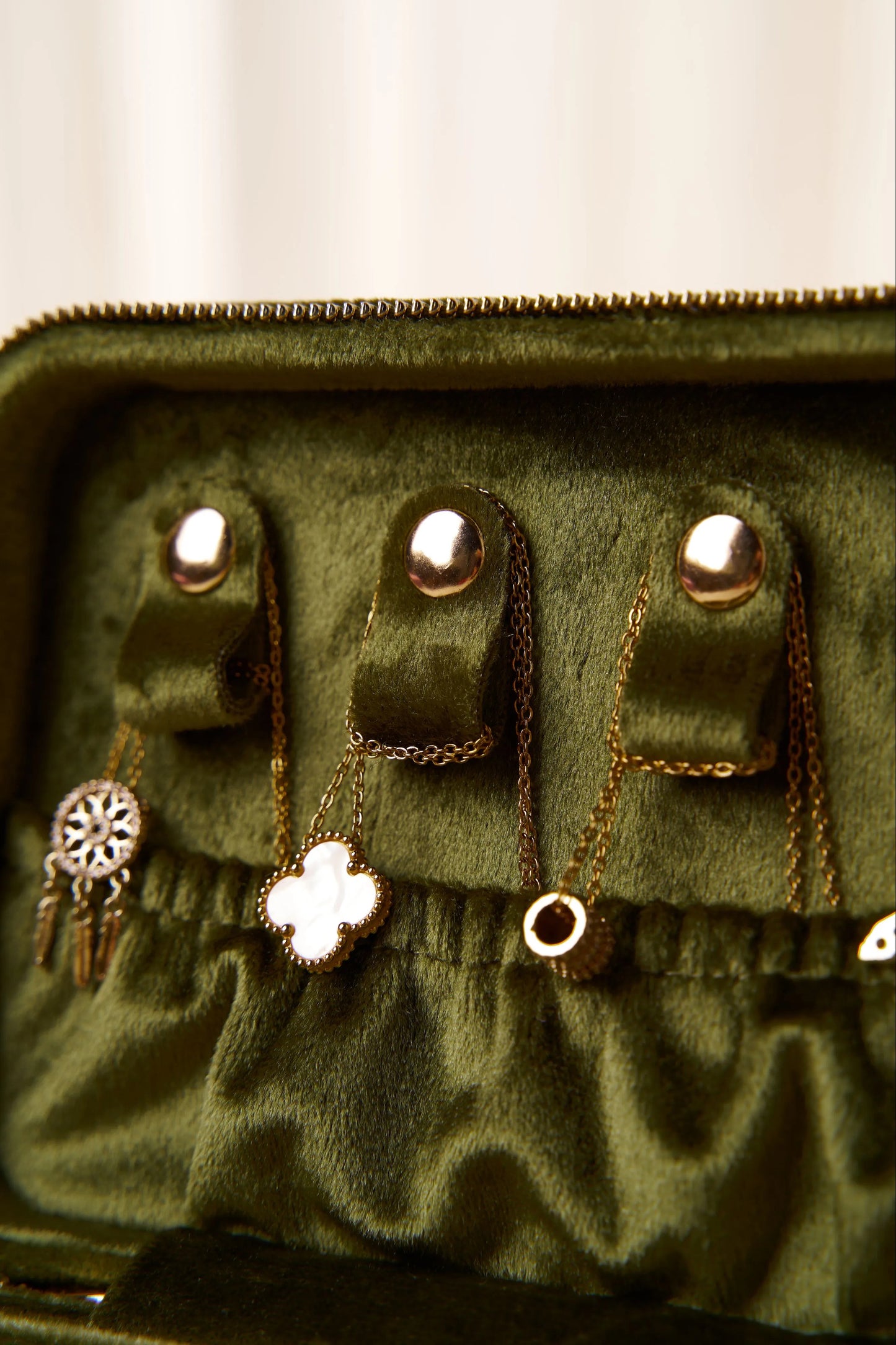 Green Velvet Jewelry Box - Medium